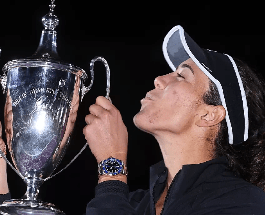 包含穆古鲁扎迎来二十赛季高光表现,西班牙队球迷沸腾!的词条 包含穆古鲁扎迎来二十赛季高光表现,西班牙队球迷沸腾!的词条