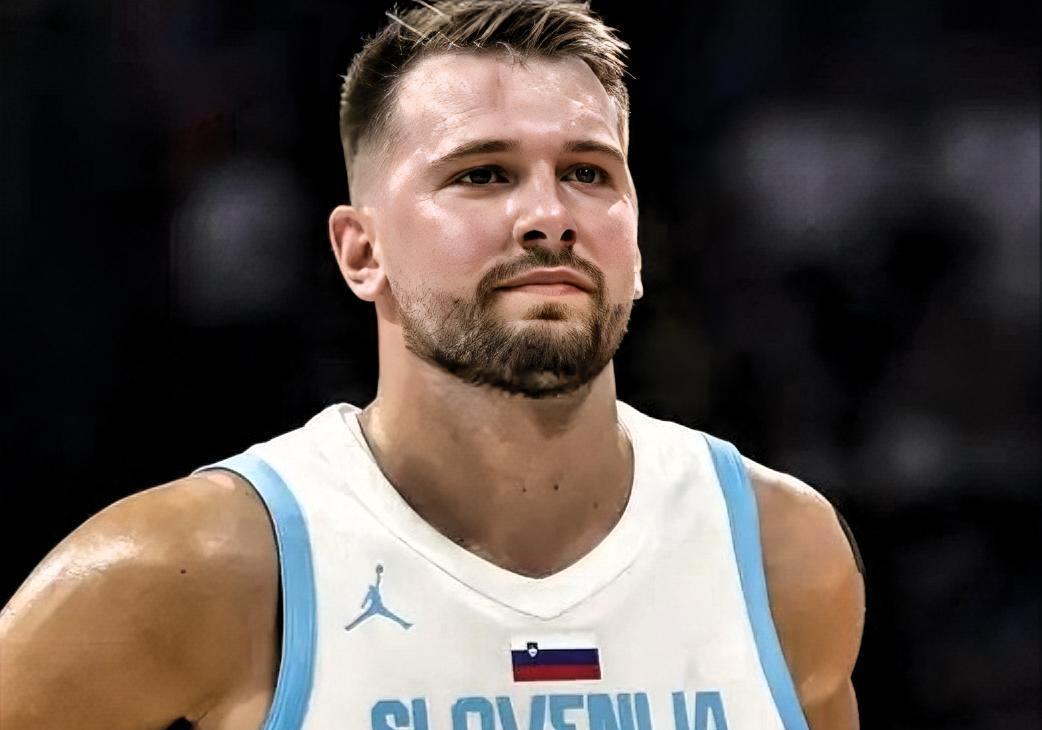 C7娱乐-东契奇回归赛场，败北首场状态亮眼，TL观众沸腾！的简单介绍