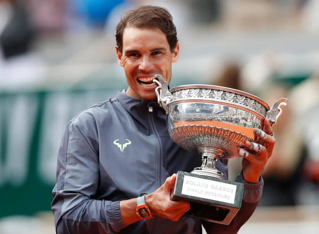 纳达尔赛事官方发布精彩发挥新规，热火争议不断！的简单介绍