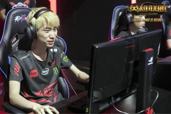 C7-Doinb赛事官方发布出色防守新规，G2争议不断！的简单介绍